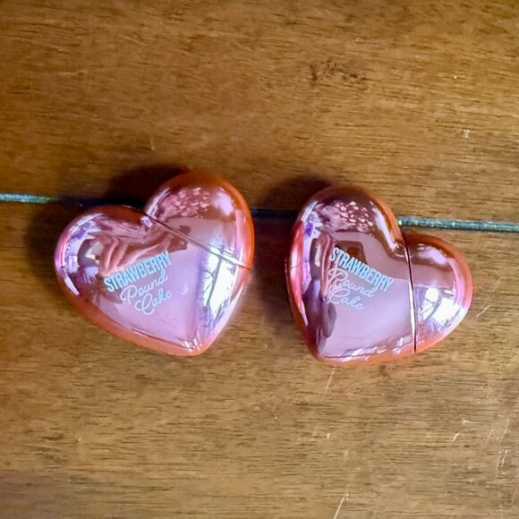 NEW 2-Pc Strawberry Pound Cake Lip Oil Bath & Body Works - Picture 3 of 4